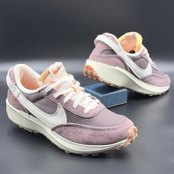 Nike Waffle Debut Vintage Plum Eclipse Sail Coconut Milk - Picture 1 of 9